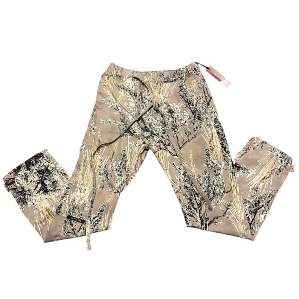 Fear of God 6th Collection Men’s Nylon Pants Prairie Ghost Camo  size M N…